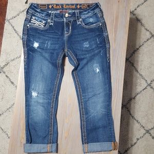 Distressed Rock Revival Capri jeans